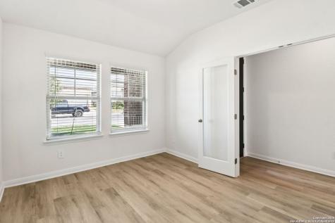 9634 Grand Via Boulevard Converse TX 78109