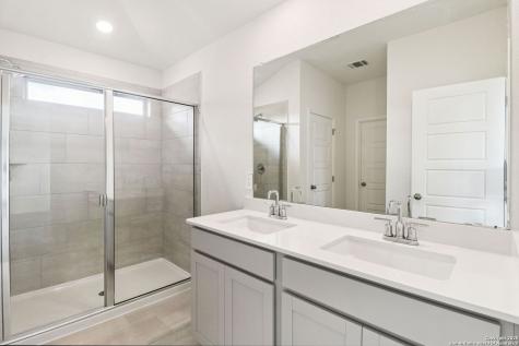 9634 Grand Via Boulevard Converse TX 78109