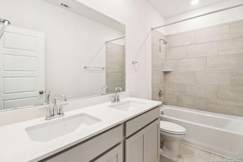 9634 Grand Via Boulevard Converse TX 78109