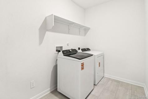 9634 Grand Via Boulevard Converse TX 78109