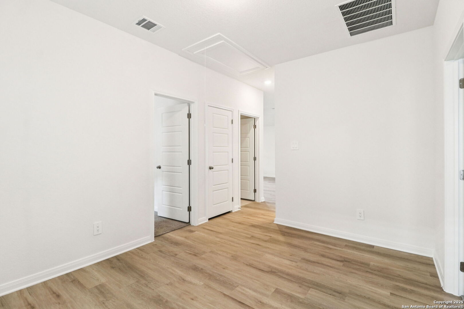 9634 Grand Via Boulevard Converse TX 78109