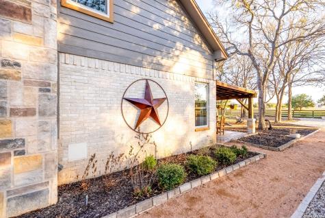 1638 Rolling Creek Road Spring Branch TX 78070