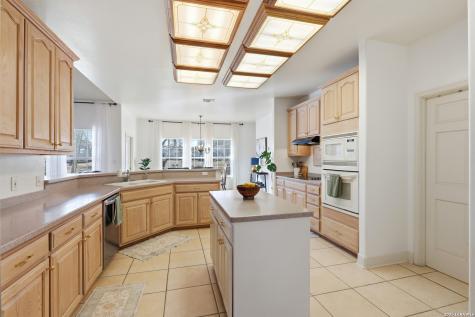 228 County Road 6864 Natalia TX 78059
