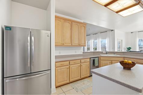 228 County Road 6864 Natalia TX 78059