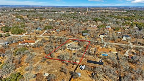 228 County Road 6864 Natalia TX 78059