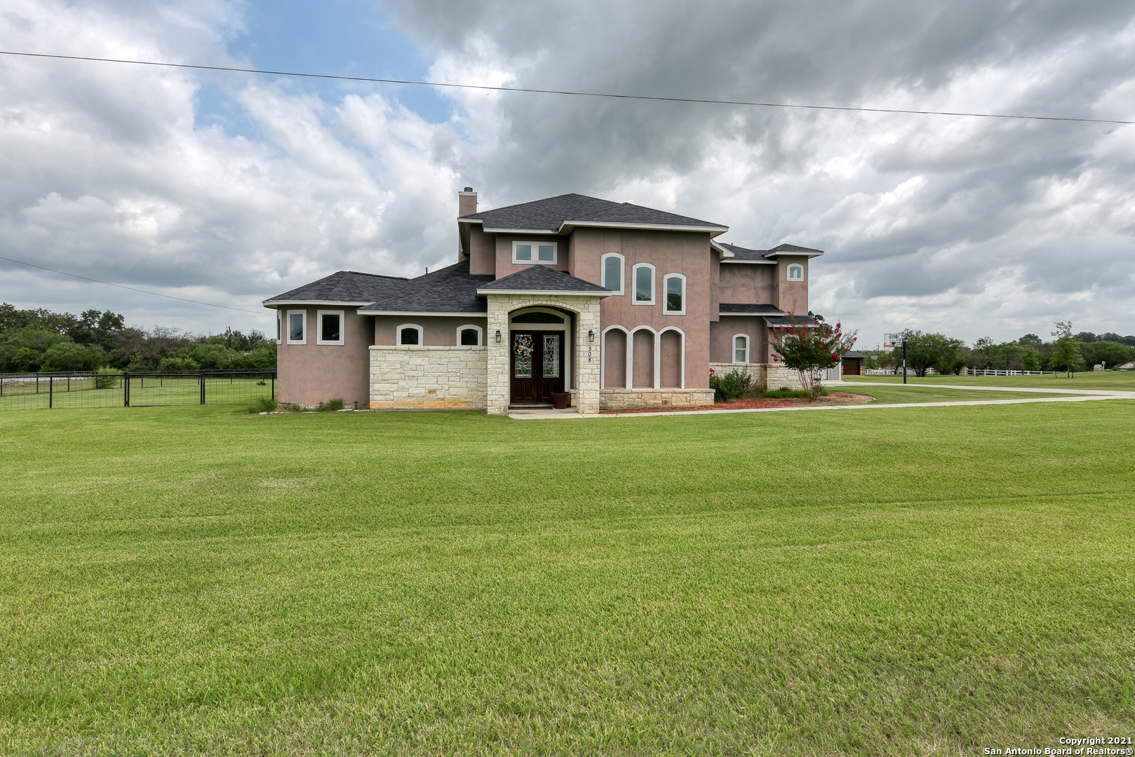 508 Wagon Train Road La Vernia TX 78121