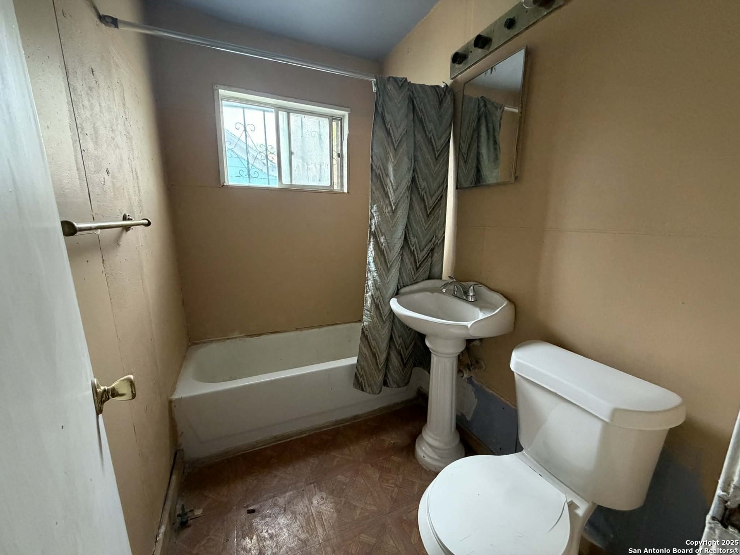215 Monclova San Antonio TX 78207