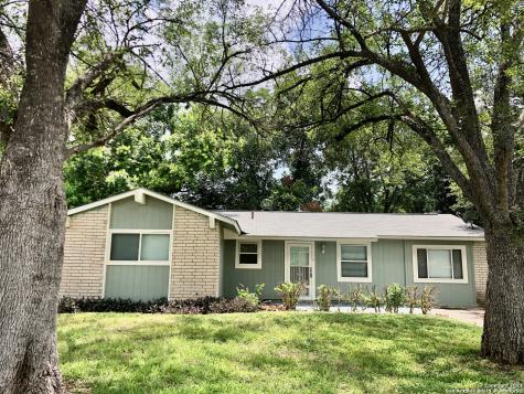 2618 Misty Hollow Street San Antonio TX 78224