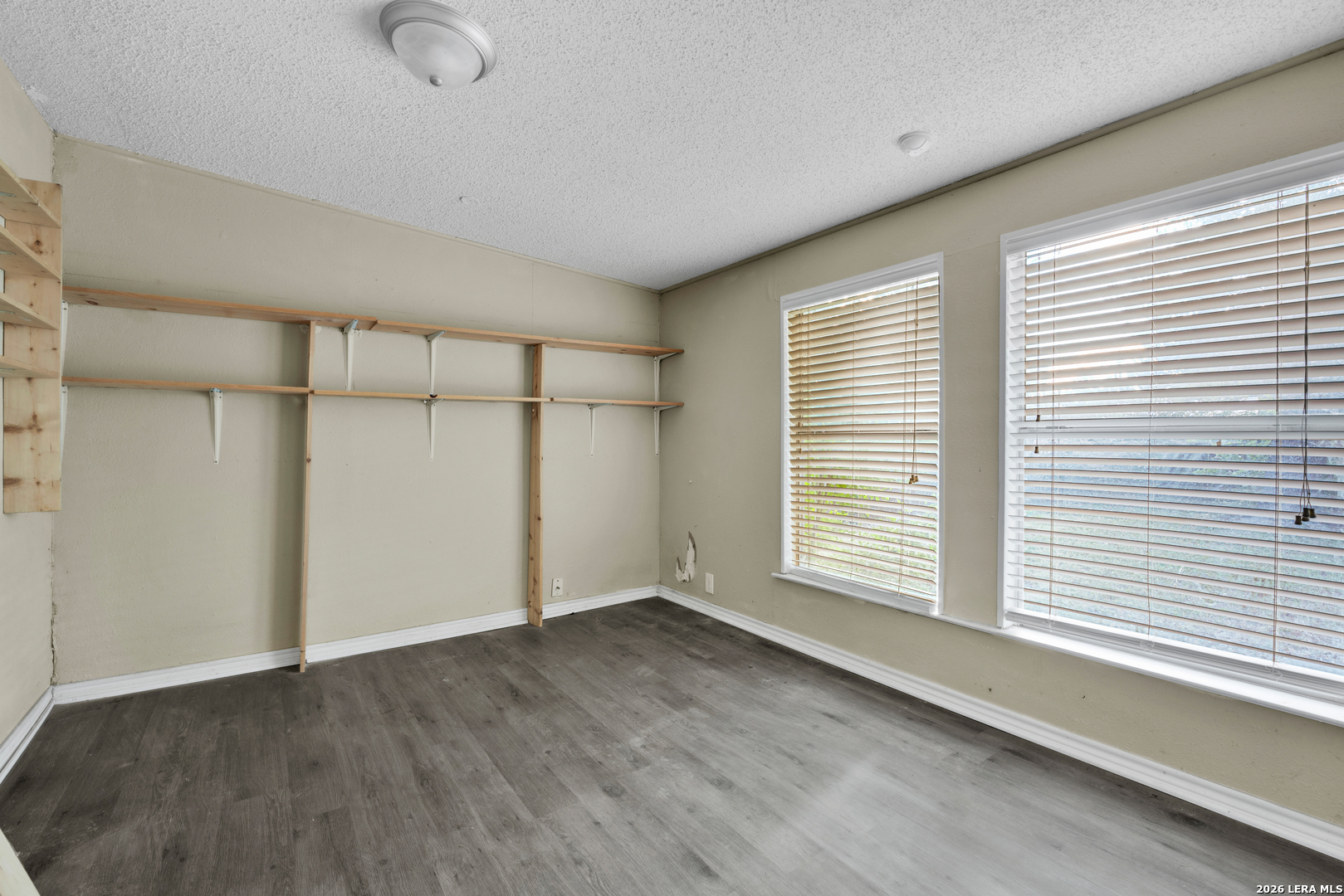 1062 Frost Fire San Antonio TX 78245