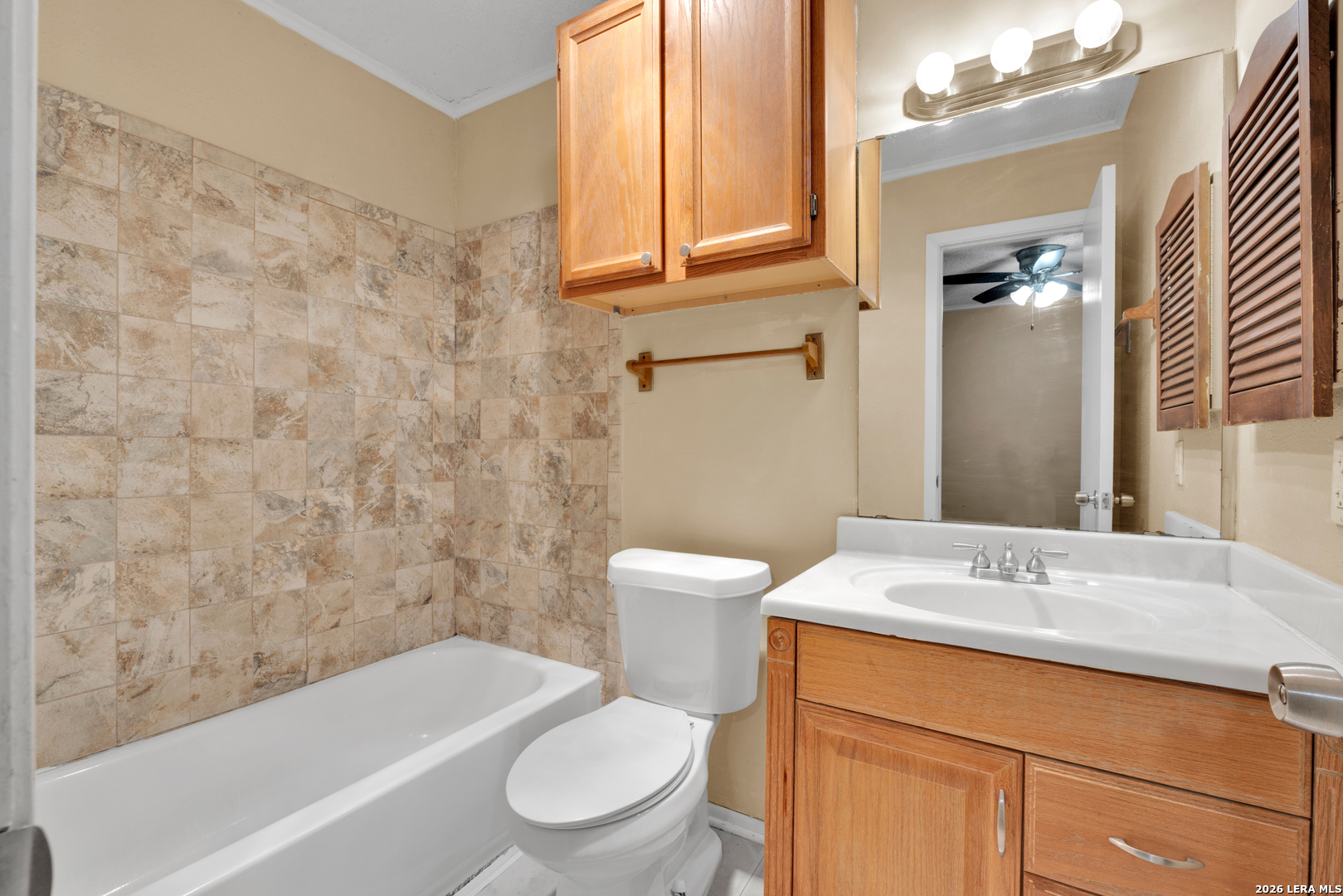 1062 Frost Fire San Antonio TX 78245
