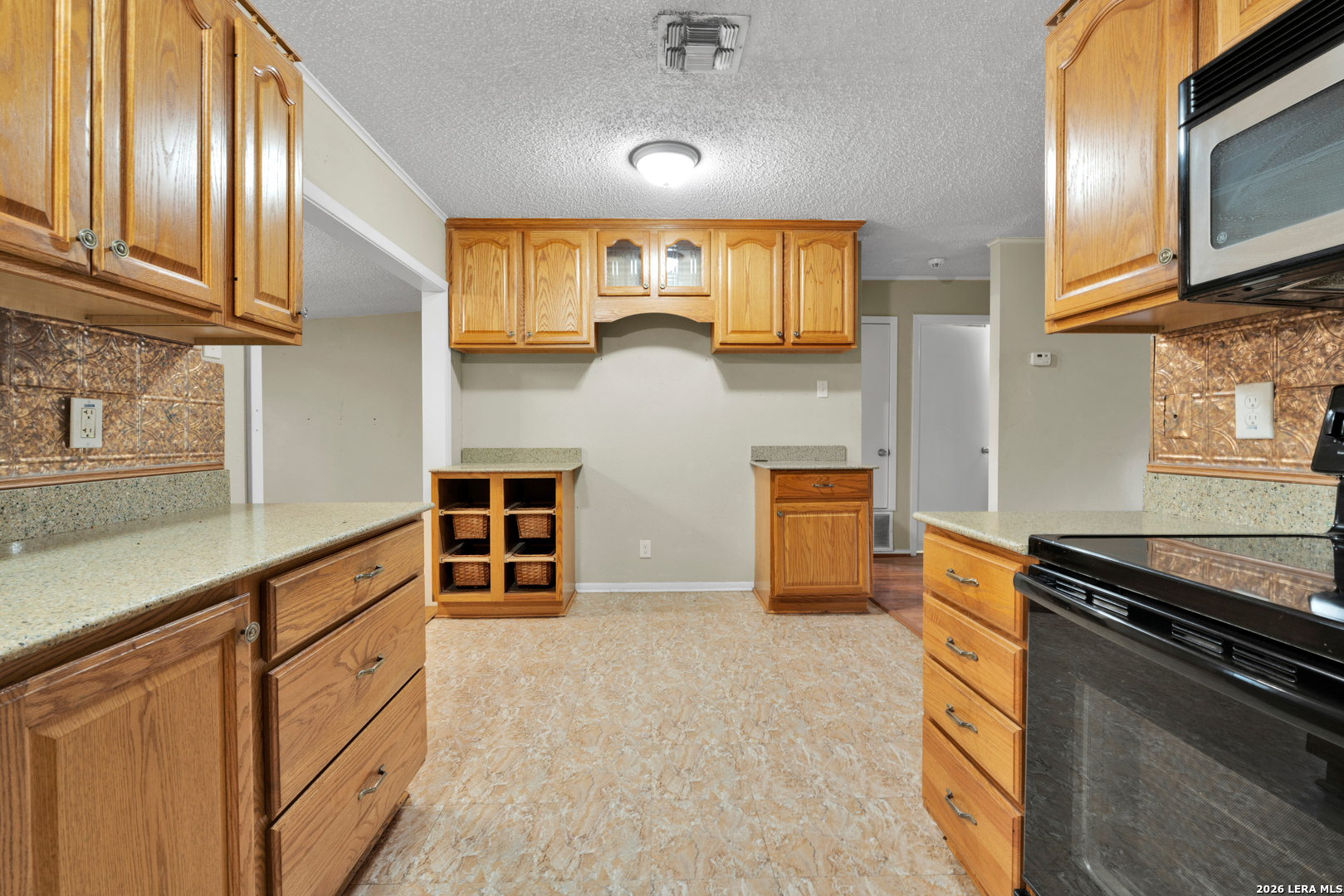 1062 Frost Fire San Antonio TX 78245