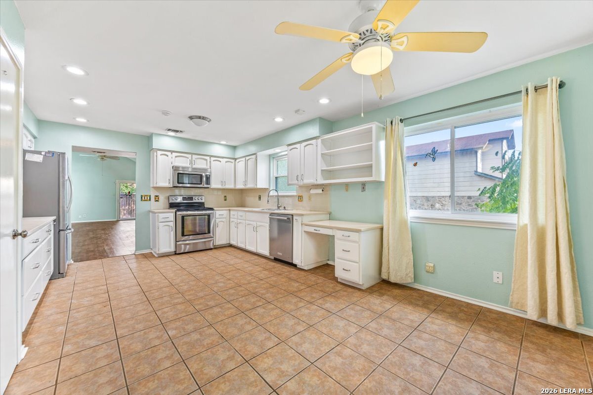 13611 Bell Drive San Antonio TX 78217