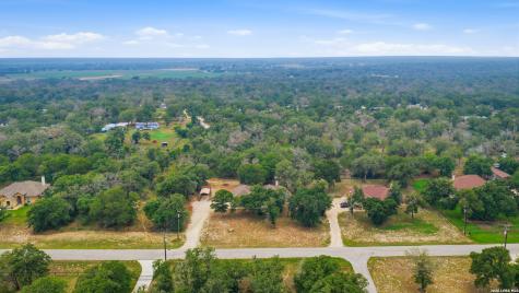 205 Sendera Crossing (1.4 Acres) La Vernia TX 78121
