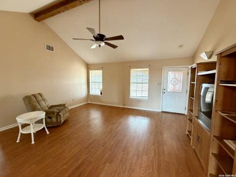 1550 County Road 300 Jourdanton TX 78026