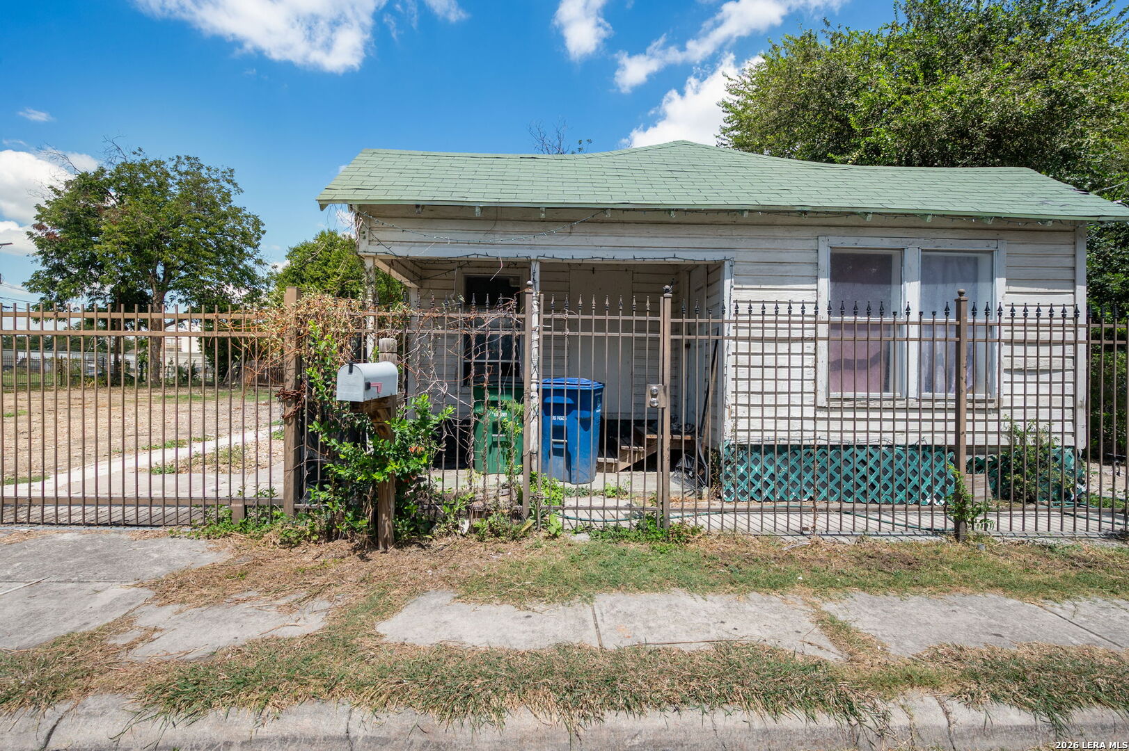 438 S San Dario Avenue San Antonio TX 78237