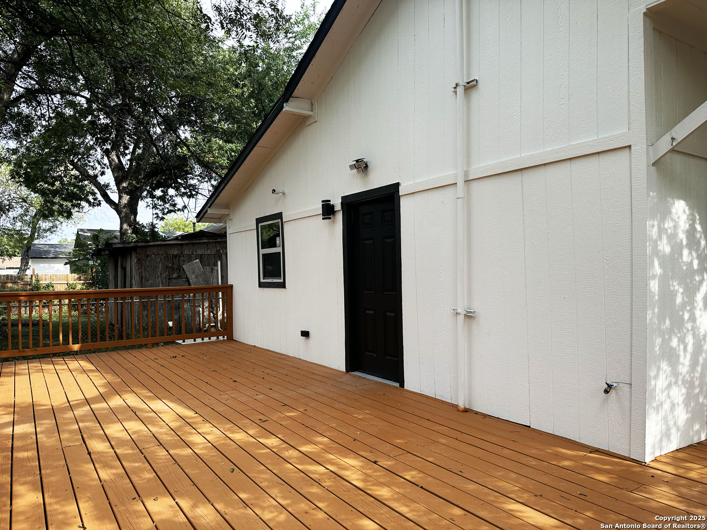 325 Robert E Lee San Antonio TX 78214