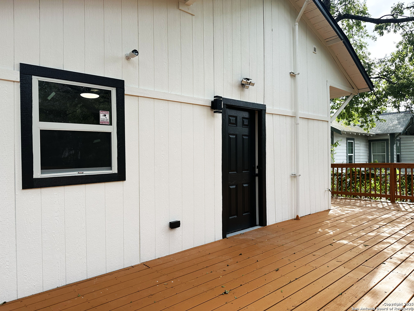 325 Robert E Lee San Antonio TX 78214
