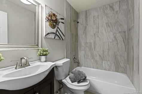 13567 Hickory Legend San Antonio TX 78247
