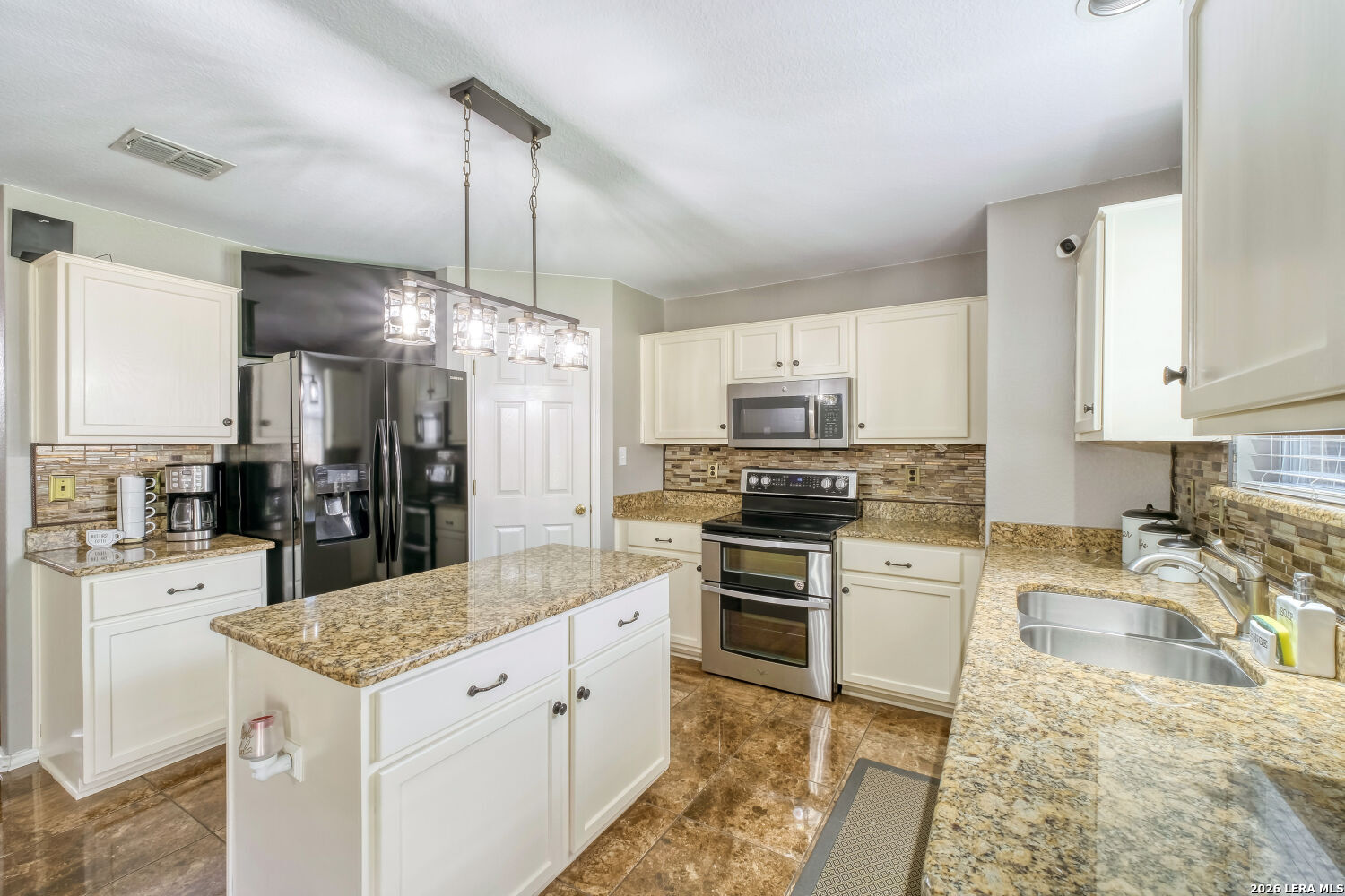 7815 Ironside Port San Antonio TX 78227