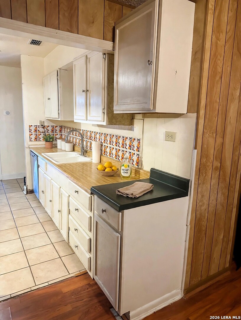 1214 Mccauley San Antonio TX 78224