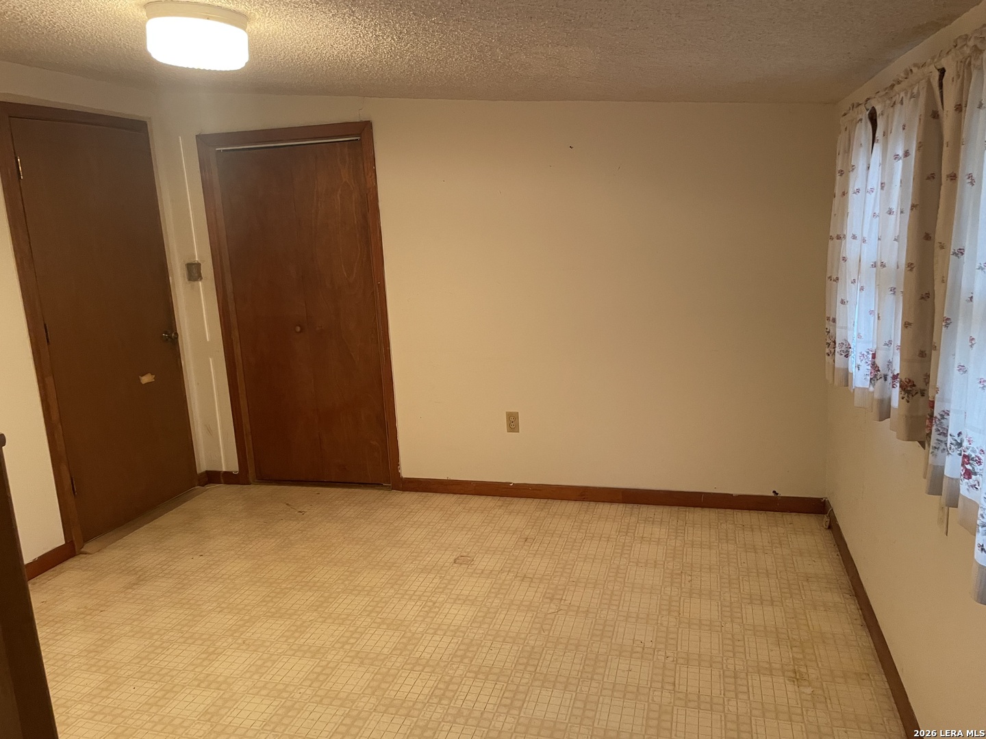 917 Market Pleasanton TX 78064