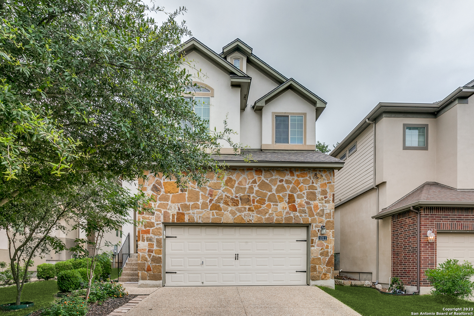 1311 Cresswell Cove San Antonio TX 78258