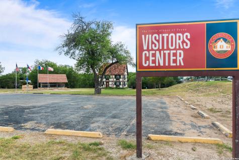 292 Mountain Oak Castroville TX 78009
