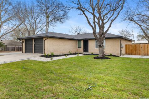 1431 Camellia New Braunfels TX 78130