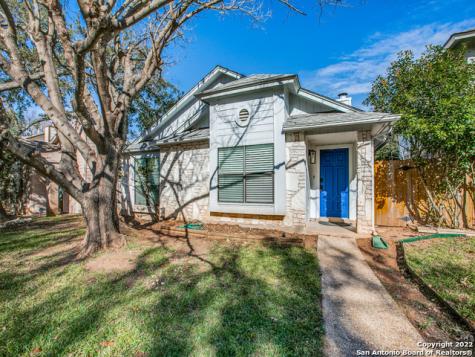 5943 Woodridge Cove San Antonio TX 78249