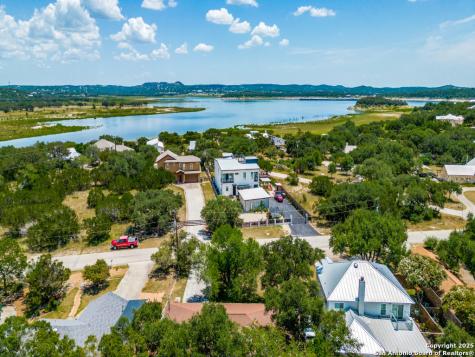 620 Lake Island Drive Canyon Lake TX 78133