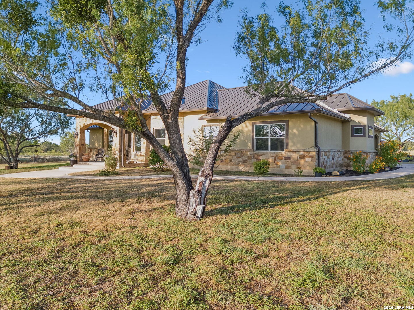 230 Casarez Road Pleasanton TX 78064