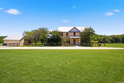 8 Walnut Grove Road Boerne TX 78006