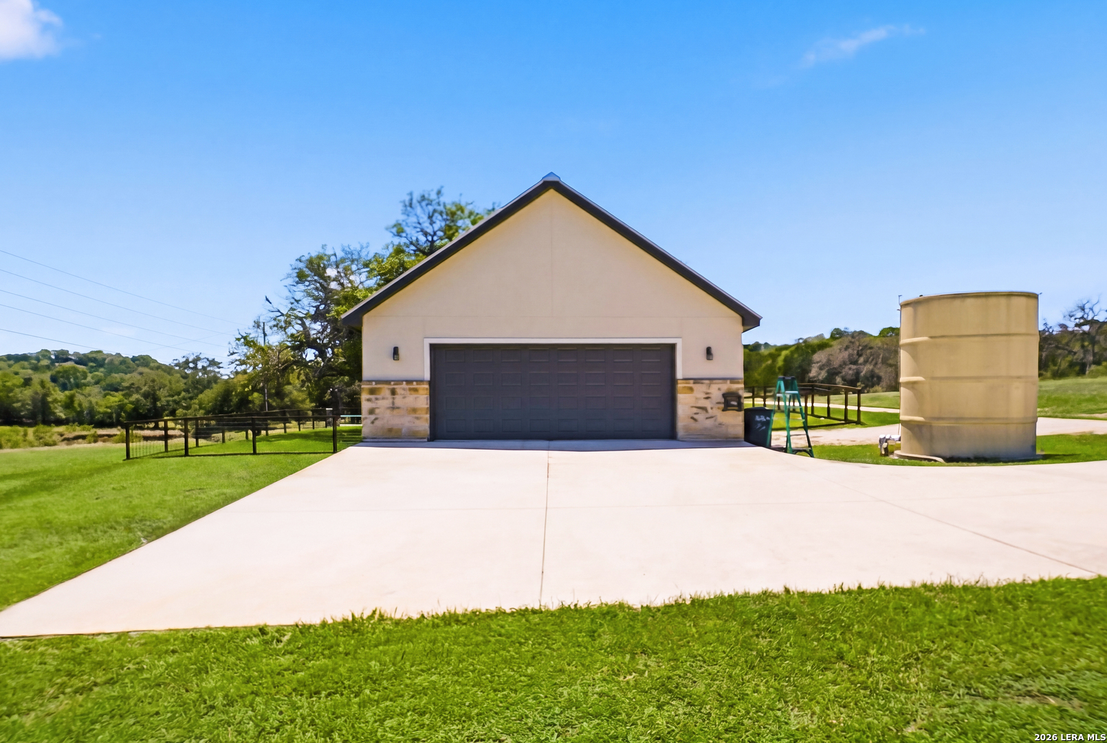 8 Walnut Grove Road Boerne TX 78006