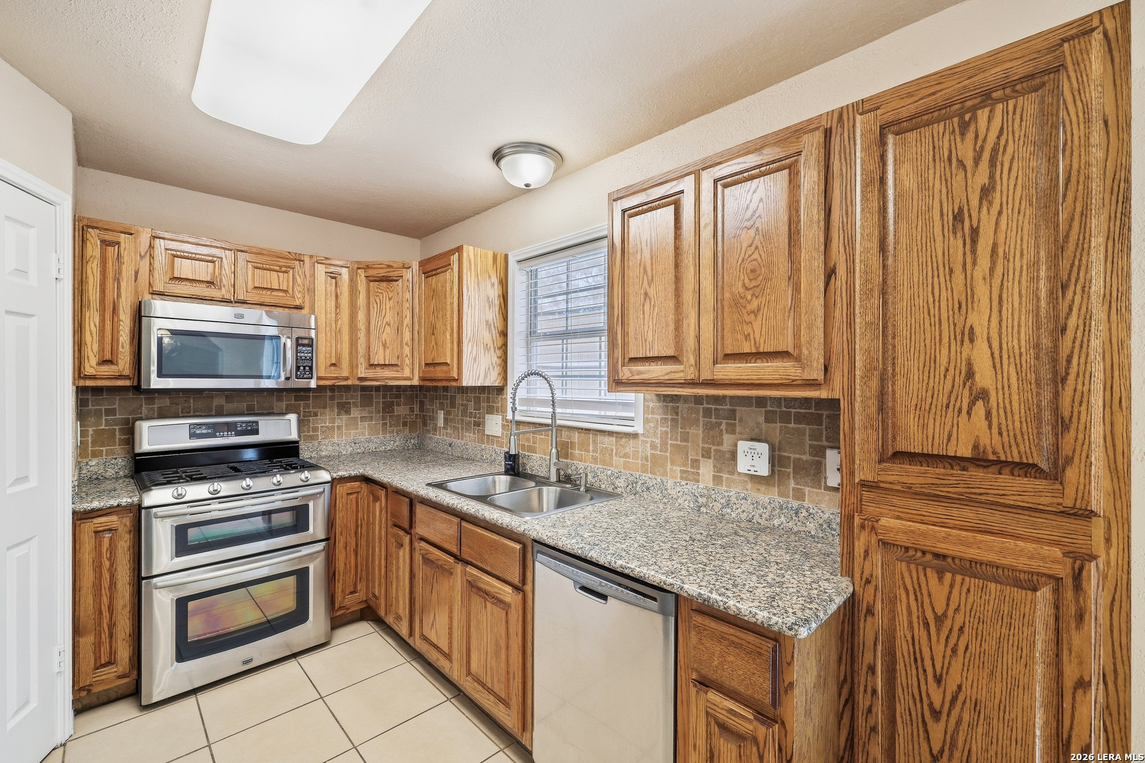9218 Ridge Climb San Antonio TX 78250