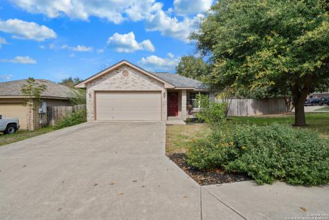 1616 Sunview Circle New Braunfels TX 78130