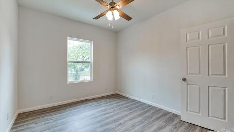 815 Waverly Avenue San Antonio TX 78201