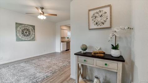 815 Waverly Avenue San Antonio TX 78201