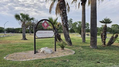 815 Waverly Avenue San Antonio TX 78201