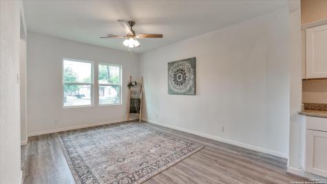 815 Waverly Avenue San Antonio TX 78201