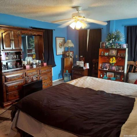 387 Mills Ranch Road Pleasanton TX 78064