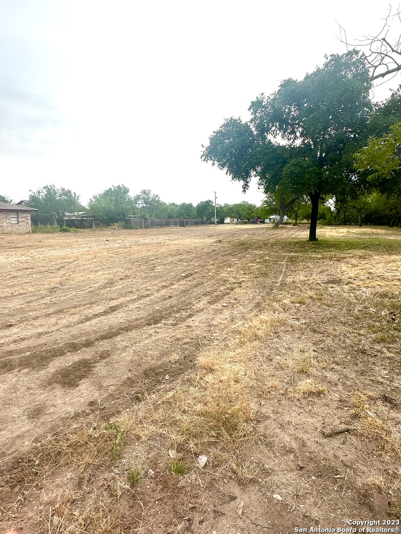 252 Prairie Street Uvalde TX 78801