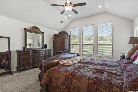 1544 County Road 2801 Mico TX 78056