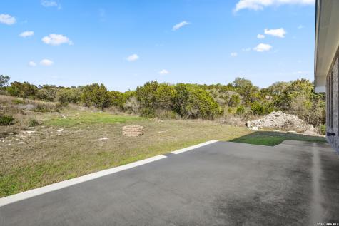 1544 County Road 2801 Mico TX 78056