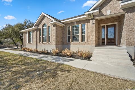 1544 County Road 2801 Mico TX 78056