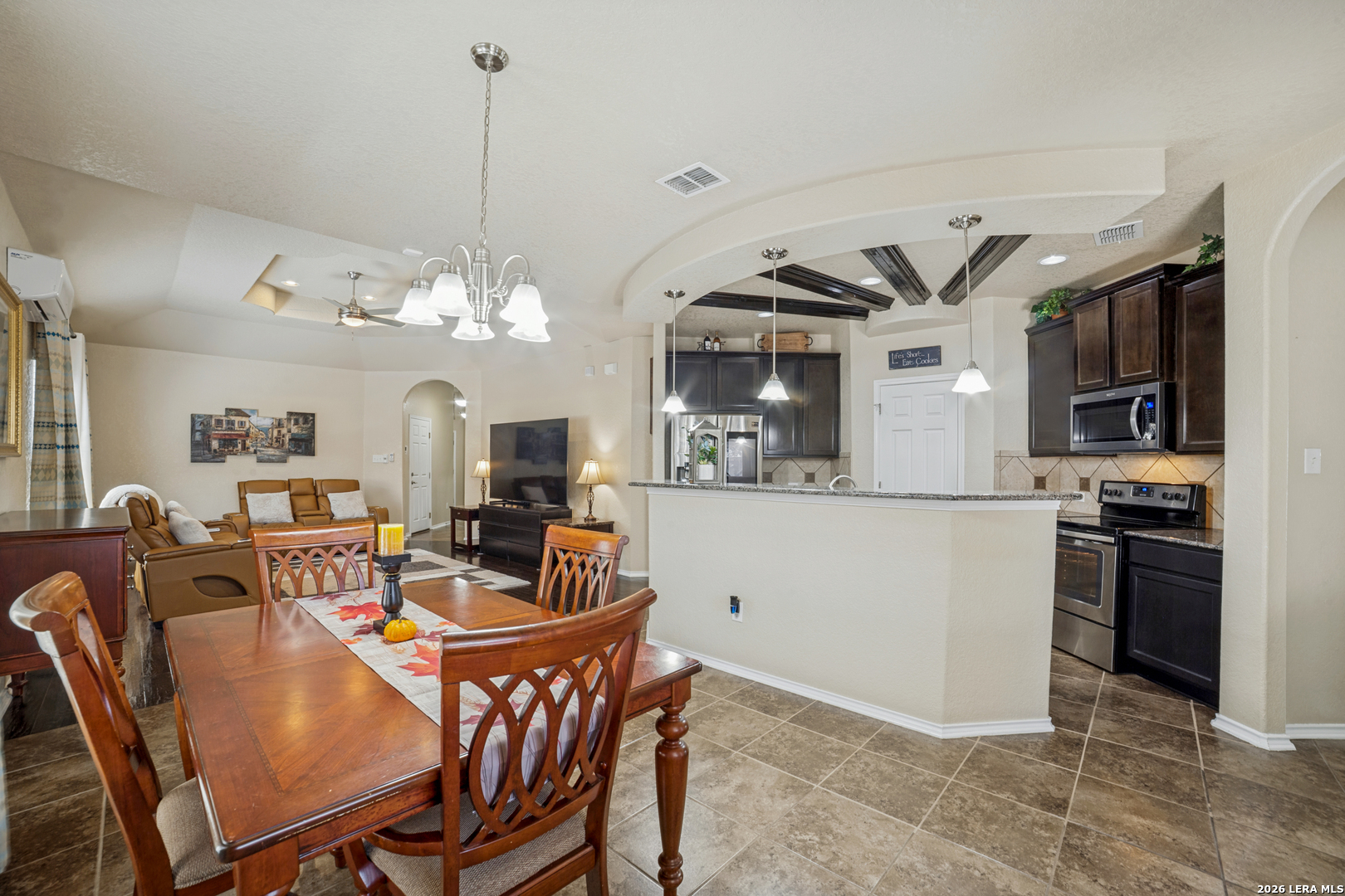 8114 Grissom Post San Antonio TX 78251