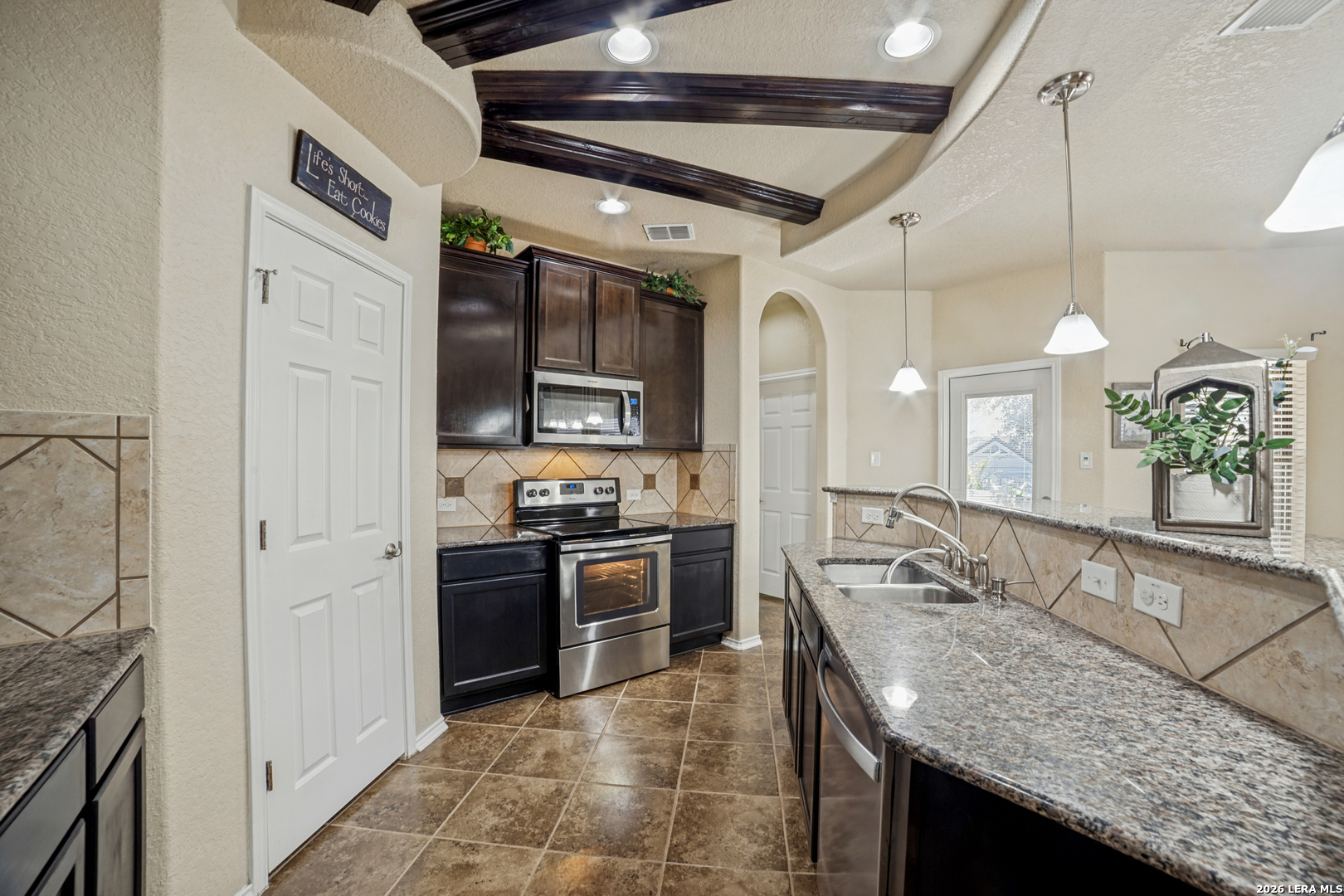 8114 Grissom Post San Antonio TX 78251