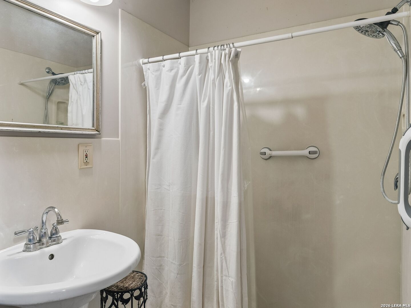 19592 Bluehill Pass Helotes TX 78023