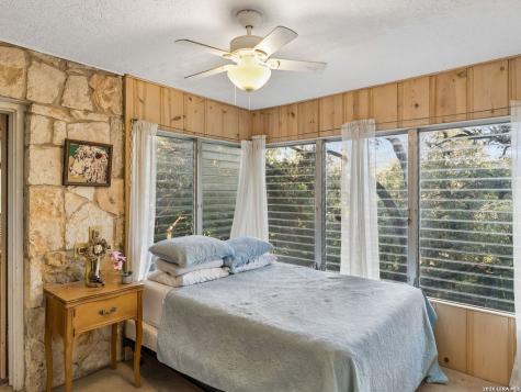 19592 Bluehill Pass Helotes TX 78023