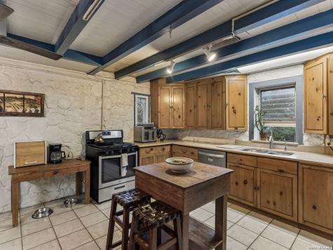 19592 Bluehill Pass Helotes TX 78023