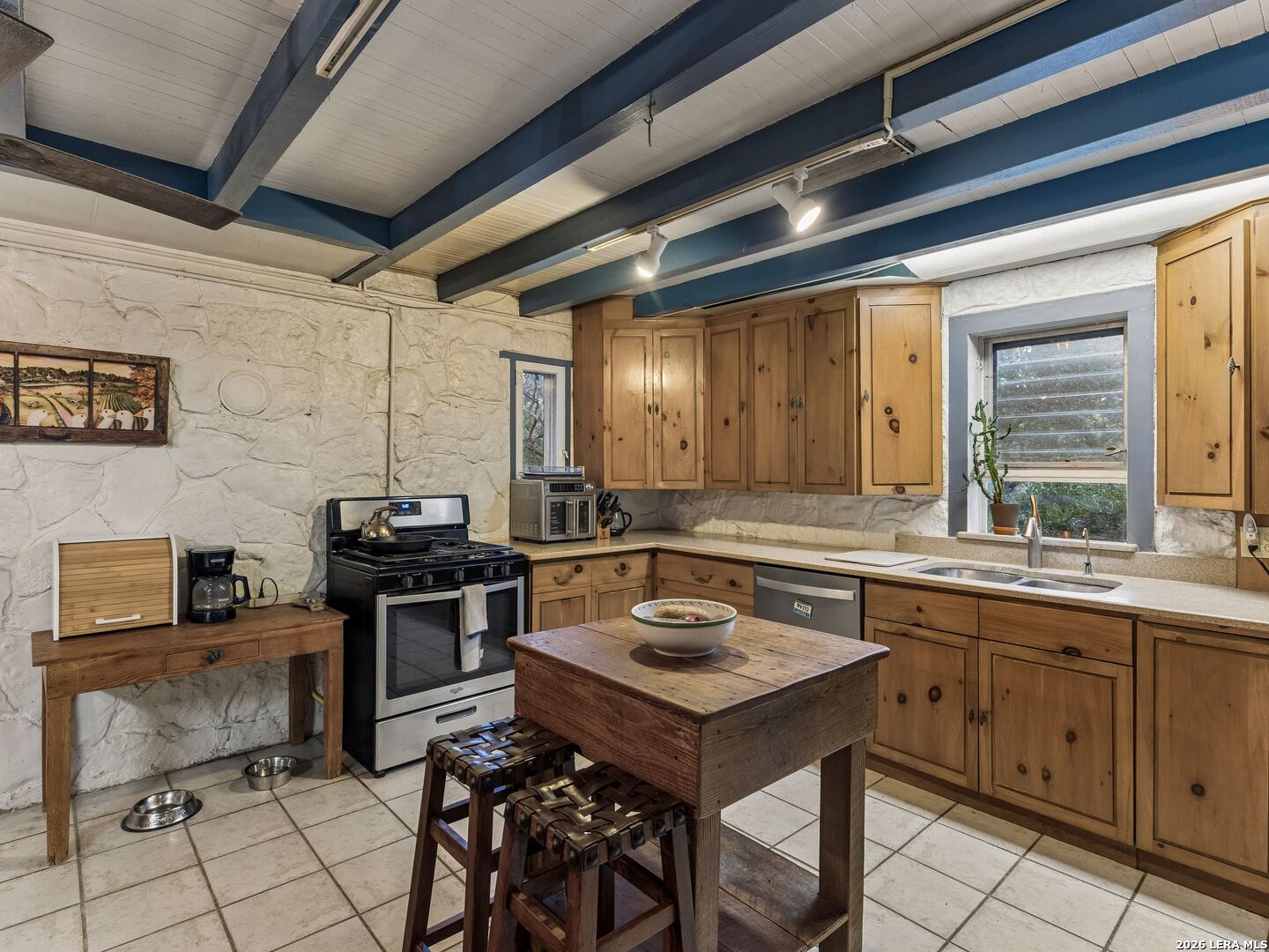 19592 Bluehill Pass Helotes TX 78023